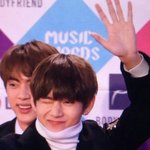 비투비 <b>창섭이</b>랑 방탄 뷔