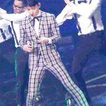 [EXO] 종대 마이크 <b>수습</b>짤