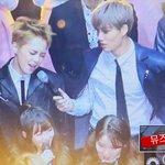 [EXO] 김민석 열창하는데 <b>종인</b>이 마이크 대줌 ㅋㅋㅋㅋㅋㅋㅋㅋㅋㅋ