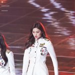 [댓글부탁해] 어<b>제자</b> 제복입은 김도연