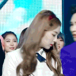 이런색깔은 무슨색<b>이얌</b>