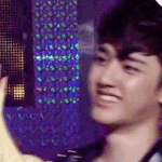 [EXO] 기자가 <b>피자</b><b>먹방</b>하면서 말하는 엓소후기인데 잼ㅋㅋㅋㅋ