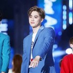 [EXO] <b>눈</b> 감고 고른 <b>사진</b>