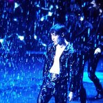 [EXO] 이새끼는 왜 맨날 엑소 무대 <b>연출</b> 훔쳐 가서 지 개인무대
