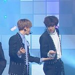 [EXO] 난 애들 무대에서 <b>여유</b>부리는거존좋임