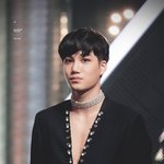 [카이] 2017.01.01 종인이의 로또 <b>첫무대</b>