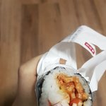 <b>유부</b>초밥은 다먹엇구 김밥.....