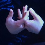 [EXO] 이게 아티스트상 발표<b>직전</b> 민석이 손임