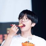 [EXO] <b>새해</b>맞이 변백현 짤털이나2 누가 최애짤털좀
