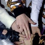 [방탄소년단] 이제는 행복만 부르길