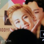 [EXO] 세상에는 <b>미인</b>이 두명있음