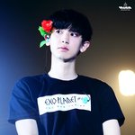 [EXO] <b>박찬열</b> 솔직히 니네보다 이쁨