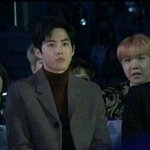 [EXO] 이거 식발 <b>개</b><b>존자</b>류 깨톡프사할까