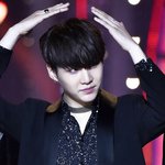 [방탄소년단] 윤기 투<b>블럭</b>..