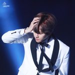 [백현] 같은 <b>포즈</b> 다른 백현