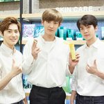 [EXO] 이거 배경 아육대 하고 찬열이 들고 있는 거 <b>메달</b> 합성...