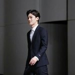 [CHEN] <b>이사진</b> 언제야?