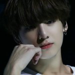 [방탄소년단] 정국이 점 3개가 모여있는짤.<b>jpg</b>