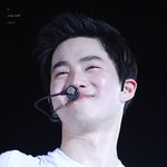 [EXO] 여러분들은 모두 <b>복숭아</b>빔을 맞으셨습니다.