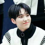 얘 진짜 <b>햄스터</b>