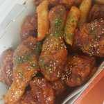 <b>양념</b>치킨 한마리에 밥두공기 먹었는데