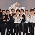 [EXO] 계속 생각해보니까 이 생각밖에 안든다