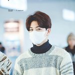 [아이콘] 근데 와이지 요즘 예능 <b>자주</b> 보내는 듯
