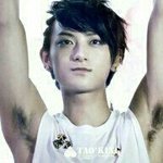 [EXO] ⬆라창년이면 겨드랑이에 코<b>박아</b>