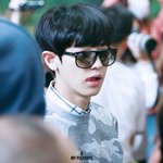 [EXO] 씨1발 라창<b>련들</b>아 찬열이 혀나 빨아라