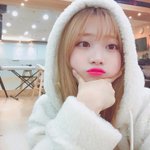 예비소집날 혼자 간 사람 <b>or</b> 화장하고 간사람?