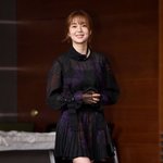 앞머리 자르고 더 어려져씀