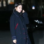 출근길 미모는 이분이 꽉<b>잡음</b>