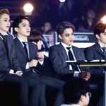 [EXO] 이분들 기업 <b>인수</b>하러 가셨다던데...