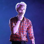 [EXO] 종인이 <b>생축</b>