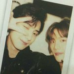 [EXO] 자애들사진뭔가<b>현타</b>