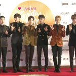 [EXO] 애들 손 3하는거 <b>모양</b> 다른거보ㅓㅠㅠ