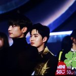 [EXO] <b>플뷰</b> 겁나 잘생김ㄷㄷ