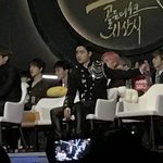 [EXO] 경수 제복 <b>미쵸</b>