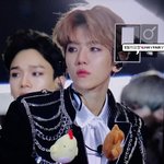[EXO] 야 변백 뭔가 울먹울먹<b>상임</b>