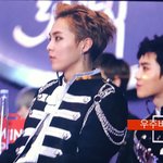 [EXO] 와 <b>지</b><b>린다</b>와 신발