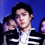 [EXO] 조카 영국<b>왕자</b>님같다