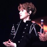 [EXO] <b>턱선</b>봐