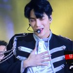 [EXO] 근데 종인이 저번에 봤을때보다
