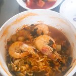 [EXO] 엑톡녀들아 내가 <b>새우</b>5개넣고 끓인 너구리다