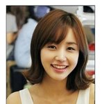 애들아 <b>이분</b> 이름 아는사람 있어????제발