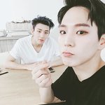 [BAP] 판이 <b>조용</b>할 때는 애들 사진으로