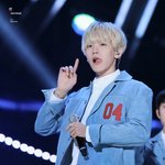 [EXO] 이날 변백현 <b>모찌</b> 갑이였음