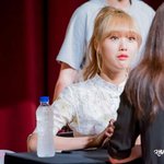 오마이걸 밀어줬으면 하는애