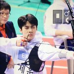 [EXO] 옆에 <b>심판</b> 표정