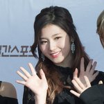 골든디스크에서 진짜 예뻤던 <b>사나</b>